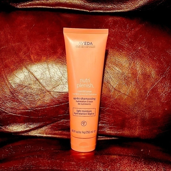 Aveda Nutriplenish conditioner - Picture 1 of 2
